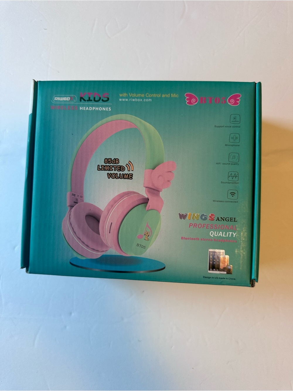 Kids Bluetooth Headphones - Pink and Mint Green